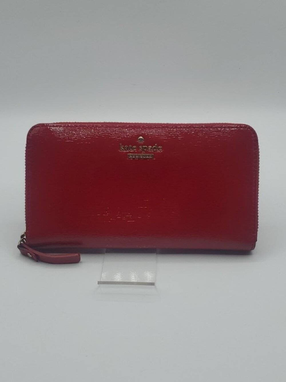Kate Spade New York Large Zippered Wallet Red 7 Compartments with 12 Card Slots